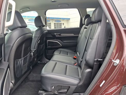 Used 2022 Kia Telluride LX AWD/4WD image 13