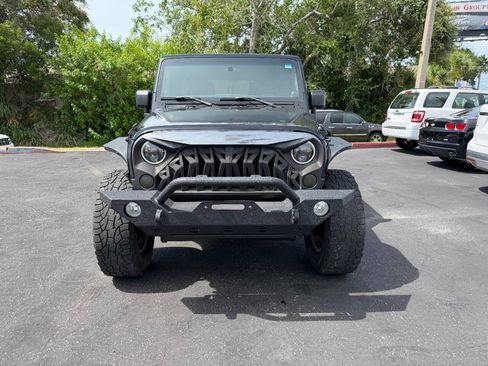 Used 2012 Jeep Wrangler Unlimited Sport w/ Connectivity Group AWD/4WD image 3