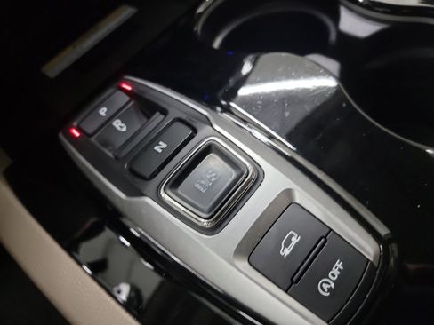 Used 2019 Honda Pilot Elite image 24