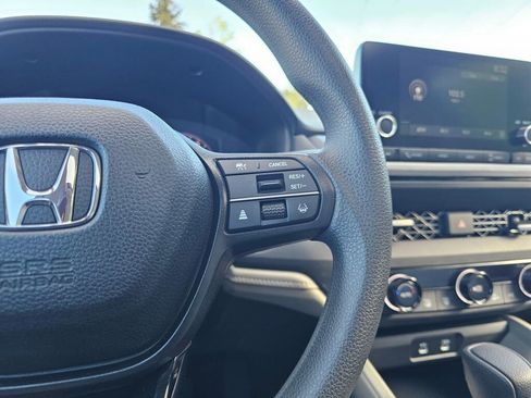 Certified 2024 Honda Accord EX image 33