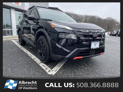 Used 2025 Nissan Rogue SV w/ Rock Creek Premium Package AWD/4WD image 7