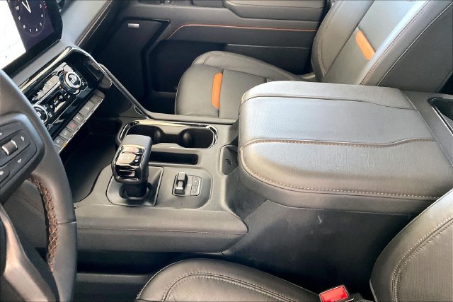 Used 2026 GMC Sierra 1500 AT4 w/ AT4 Premium Package AWD/4WD image 13