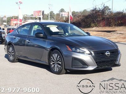 Used 2024 Nissan Altima 2.5 SV