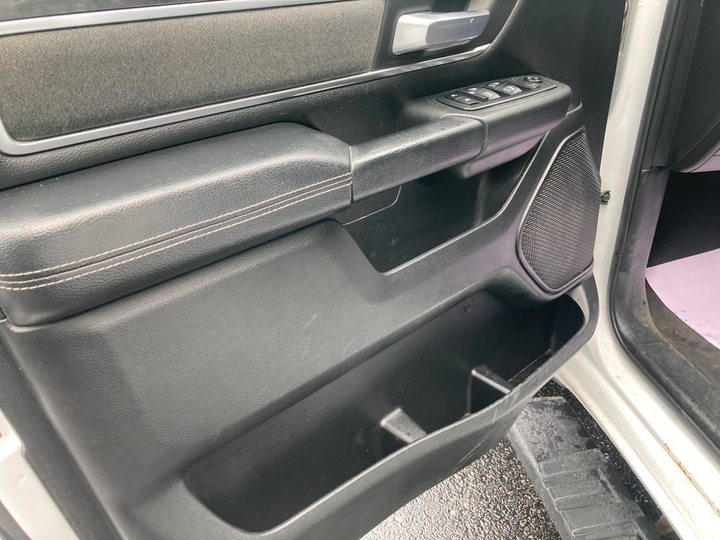 Used 2019 RAM 1500 Big Horn AWD/4WD image 13