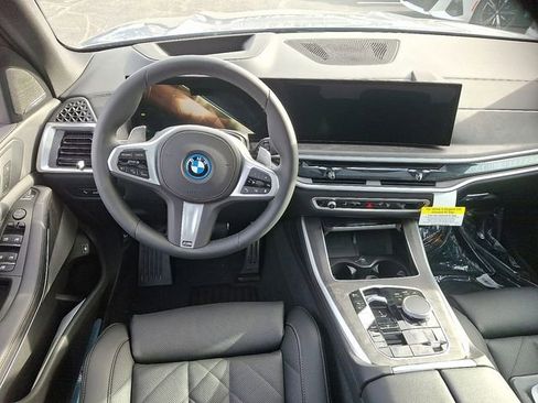 New 2026 BMW X5 xDrive50e w/ M Sport Package image 8