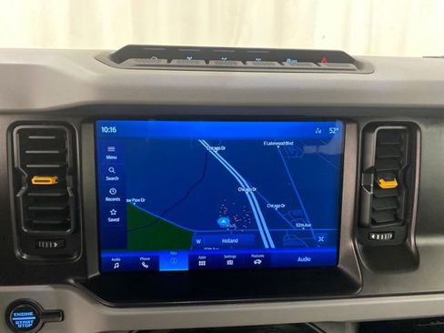 Used 2021 Ford Bronco Badlands image 18