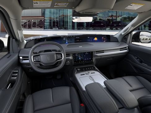 New 2026 Lincoln Navigator Premiere AWD/4WD image 9