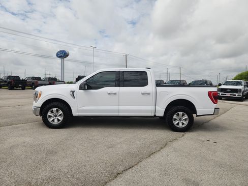 Used 2021 Ford F150 XLT w/ Equipment Group 302A High AWD/4WD image 4