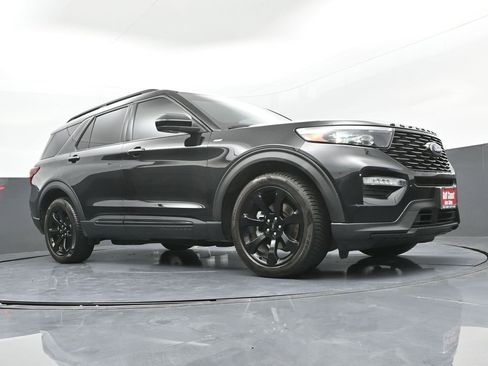 Used 2023 Ford Explorer ST-Line w/ Class IV Trailer Tow Package image 28