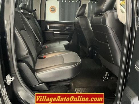 Used 2015 RAM 1500 Laramie w/ Convenience Group AWD/4WD image 33