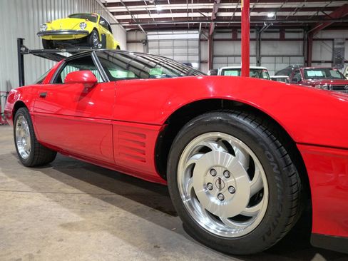 Used 1994 Chevrolet Corvette Coupe RWD image 36