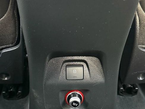 Used 2018 Audi Q3 2.0T Premium image 26