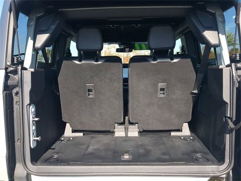Used 2024 Ford Bronco Badlands image 13
