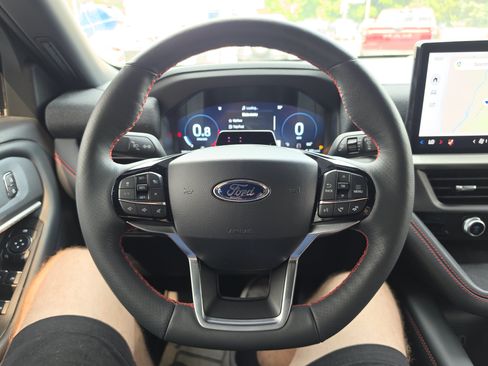 Used 2026 Ford Explorer ST-Line AWD/4WD image 19