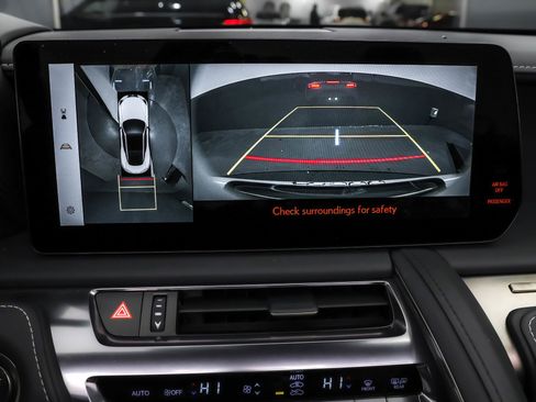 Used 2024 Lexus LC 500 Convertible image 18