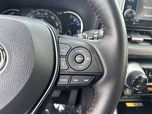 Used 2022 Toyota RAV4 XSE w/ Premium Package image 20