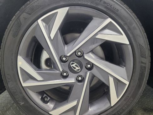 Used 2025 Hyundai Elantra Sport FWD image 31