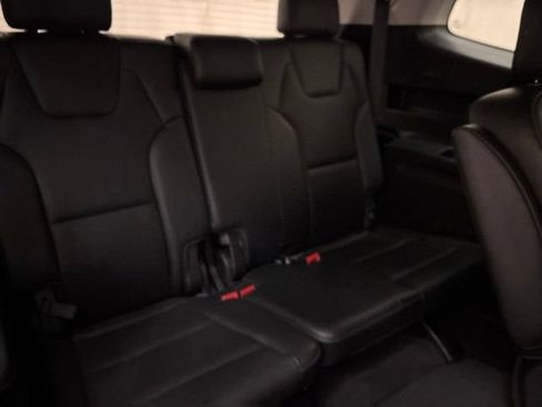 Used 2022 Kia Telluride S AWD/4WD image 22