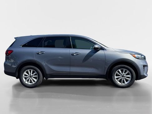 Used 2020 Kia Sorento LX FWD image 3