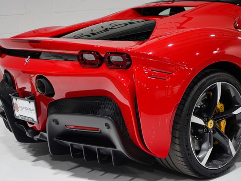 Used 2022 Ferrari SF90 Stradale AWD/4WD image 24