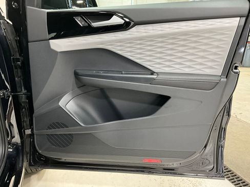 Used 2024 Volkswagen Taos S image 21