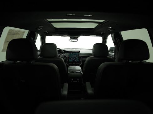 New 2026 GMC Acadia AT4 w/ Luxury Package image 14