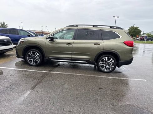 Used 2026 Subaru Ascent Limited AWD/4WD image 5