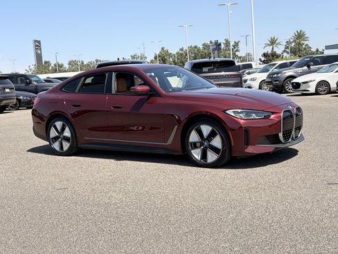 Used 2023 BMW i4 eDrive40 RWD image 5