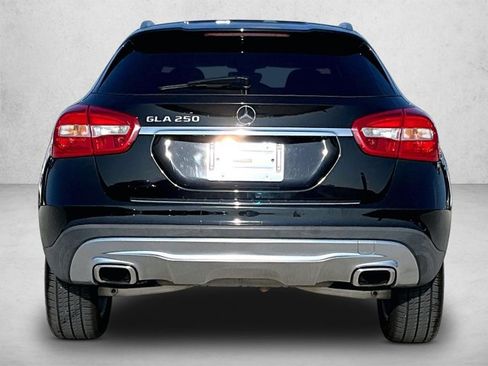 Used 2017 Mercedes-Benz GLA 250 image 4