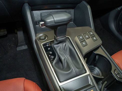 New 2026 Kia Sportage SX image 13