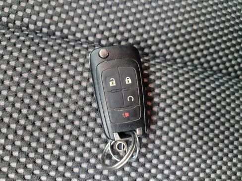 Used 2017 Chevrolet Equinox LT w/ Convenience Package FWD image 32