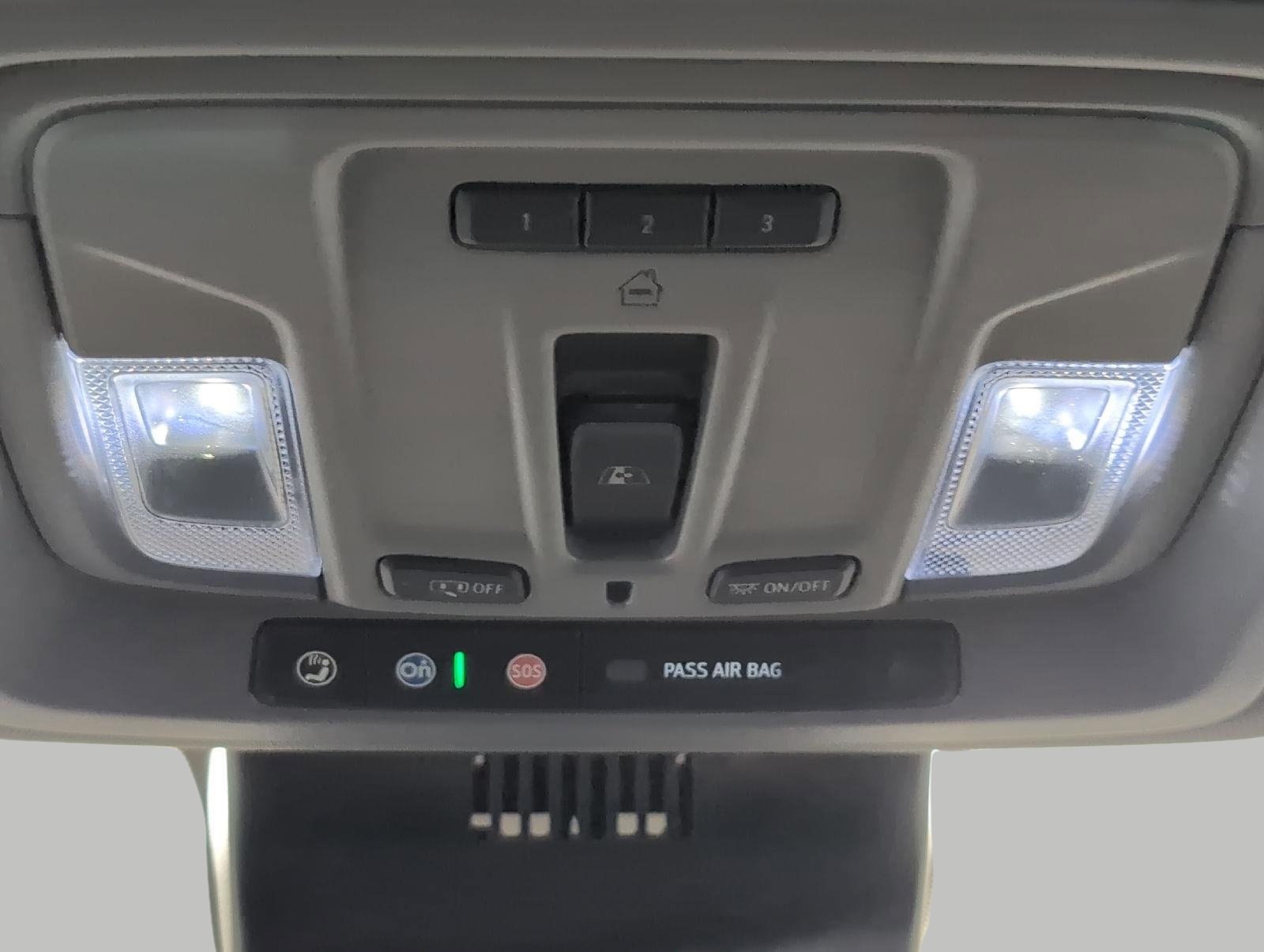 Used 2023 Chevrolet Silverado 1500 LTZ AWD/4WD image 18