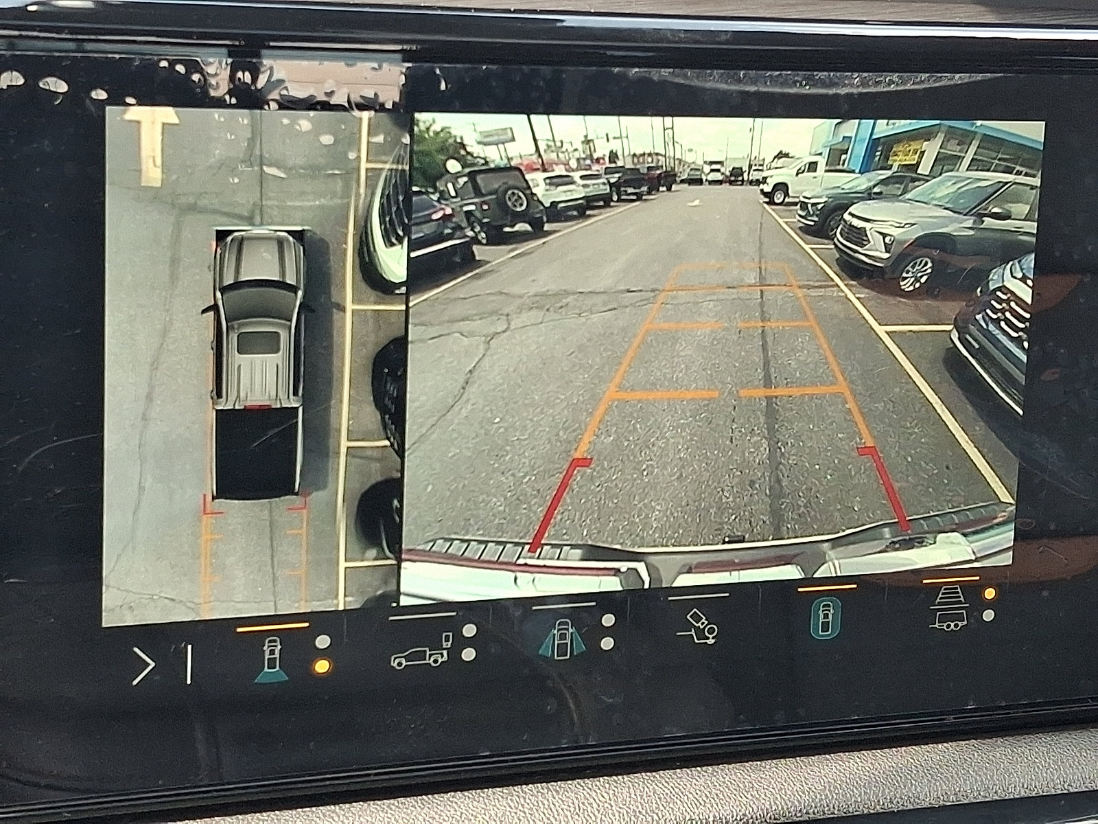 Used 2023 GMC Sierra 1500 AT4 w/ Technology Package AWD/4WD image 20