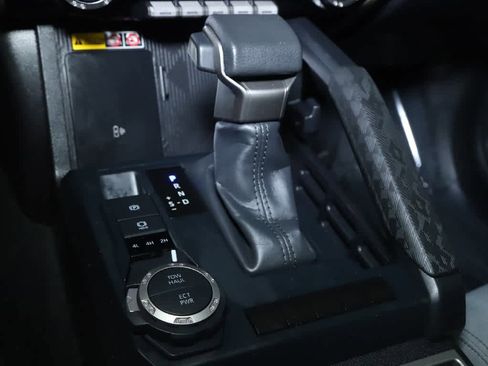 Certified 2024 Toyota Tacoma SR5 image 28