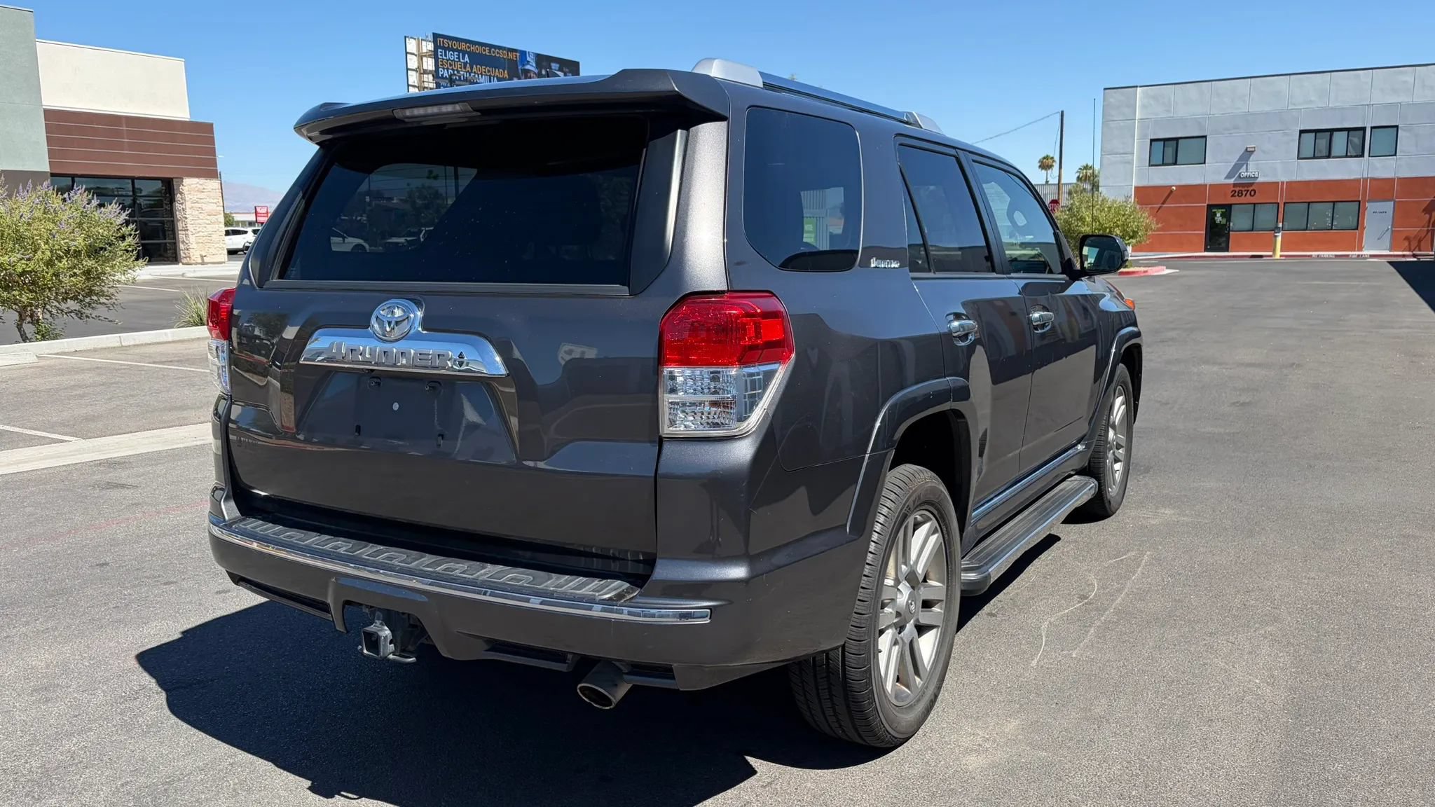 Used 2012 Toyota 4Runner Limited w/ Convenience Pkg AWD/4WD image 5