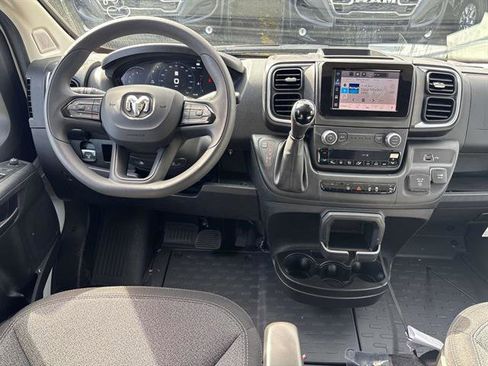 New 2025 RAM ProMaster 1500 w/ Quick Order Package 22G SLT image 5