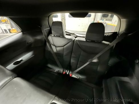 Used 2024 Cadillac XT6 Sport w/ LPO, ONYX Package image 25