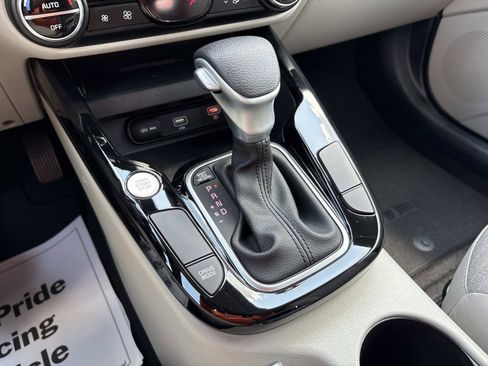 Used 2022 Kia Soul S FWD image 31