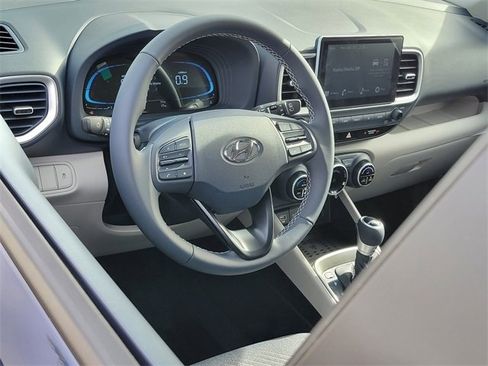 New 2026 Hyundai Venue SEL image 3