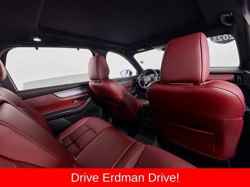 Used 2025 MAZDA CX-70 Plug-In Hybrid w/ Premium Plus AWD/4WD image 29