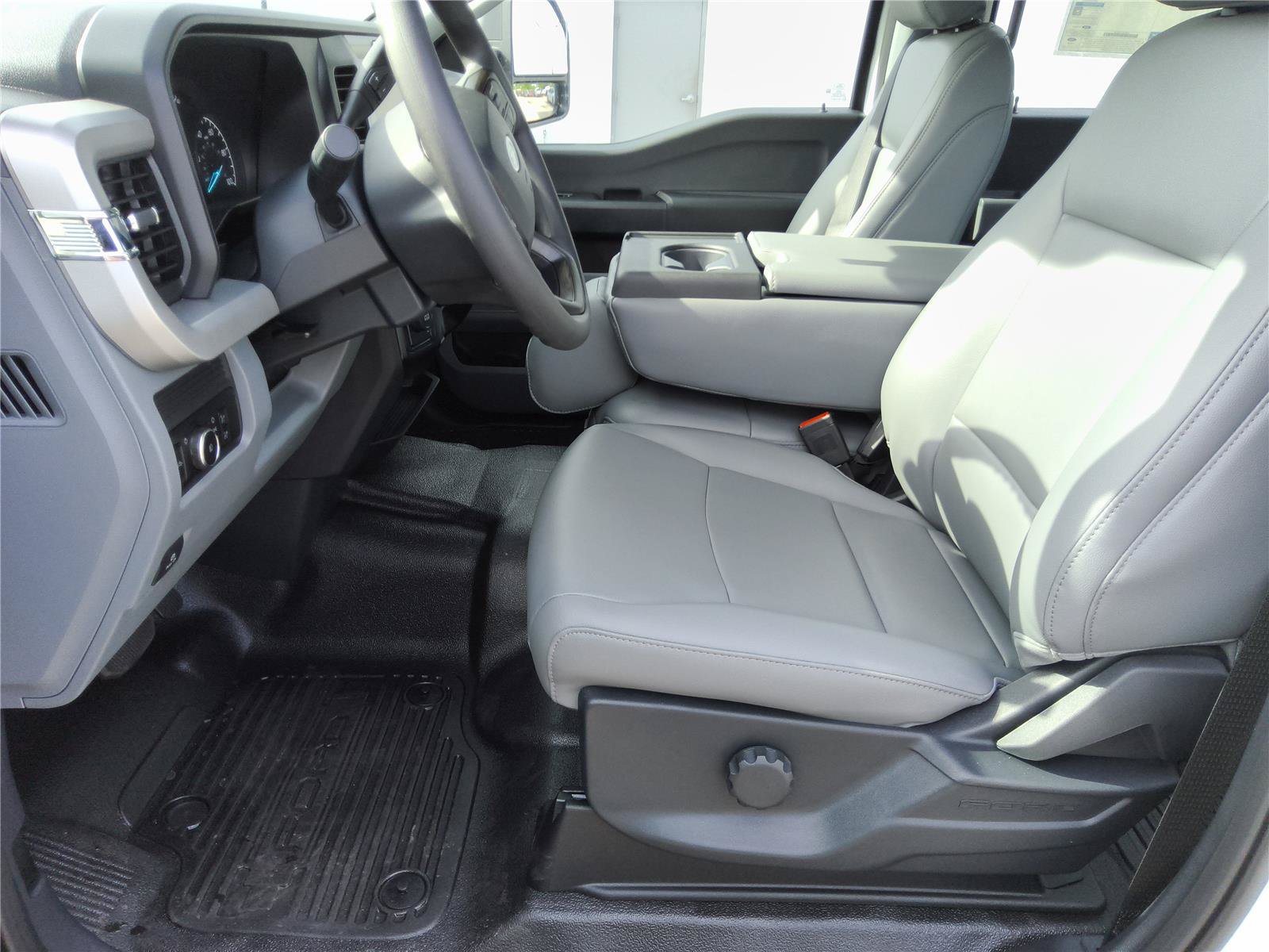 New 2026 Ford F350 XL w/ XL Driver Assist Package AWD/4WD image 14