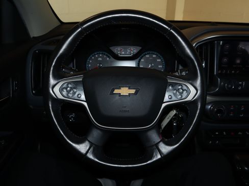 Used 2022 Chevrolet Colorado Z71 AWD/4WD image 25