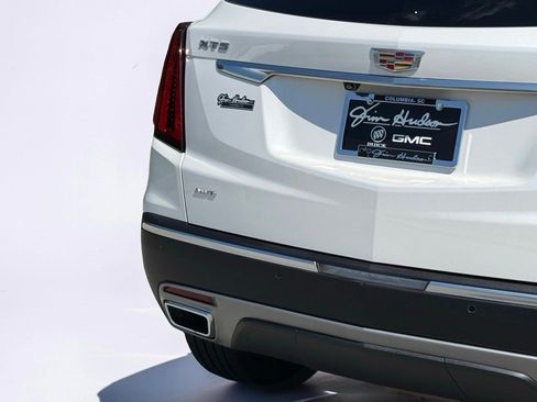 Certified 2025 Cadillac XT5 Premium Luxury AWD/4WD image 13