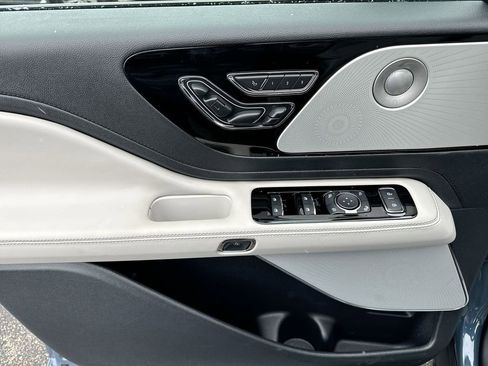 New 2026 Lincoln Aviator Reserve AWD/4WD image 21