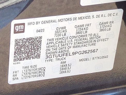 Used 2023 GMC Sierra 1500 AT4X image 33