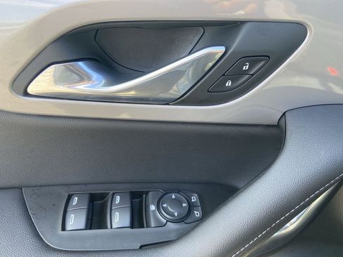 Certified 2025 Chevrolet Blazer LT image 23