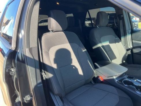 Used 2018 Ford Explorer XLT image 36