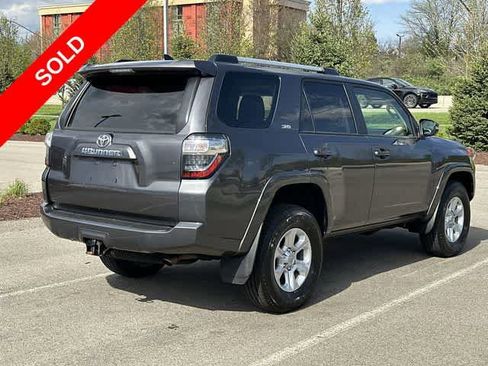Used 2023 Toyota 4Runner SR5 Premium w/ Moonroof Package AWD/4WD image 32