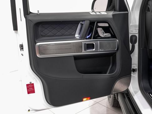 Used 2025 Mercedes-Benz G 63 AMG 4MATIC image 40