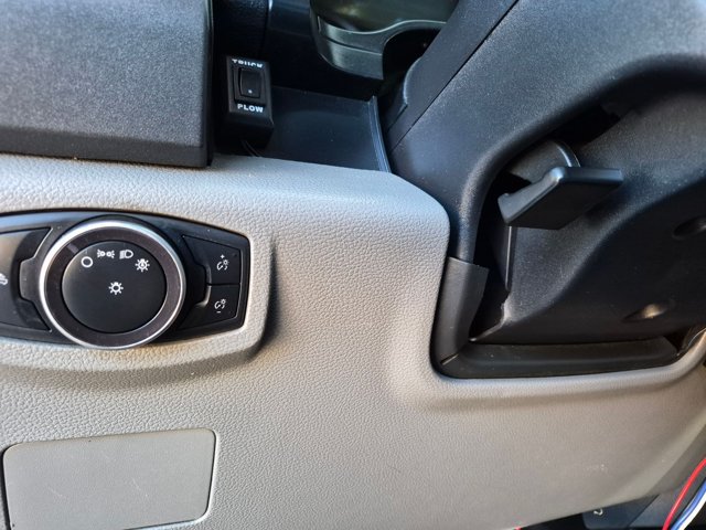 Used 2017 Ford F250 XL w/ STX Appearance Package AWD/4WD image 11